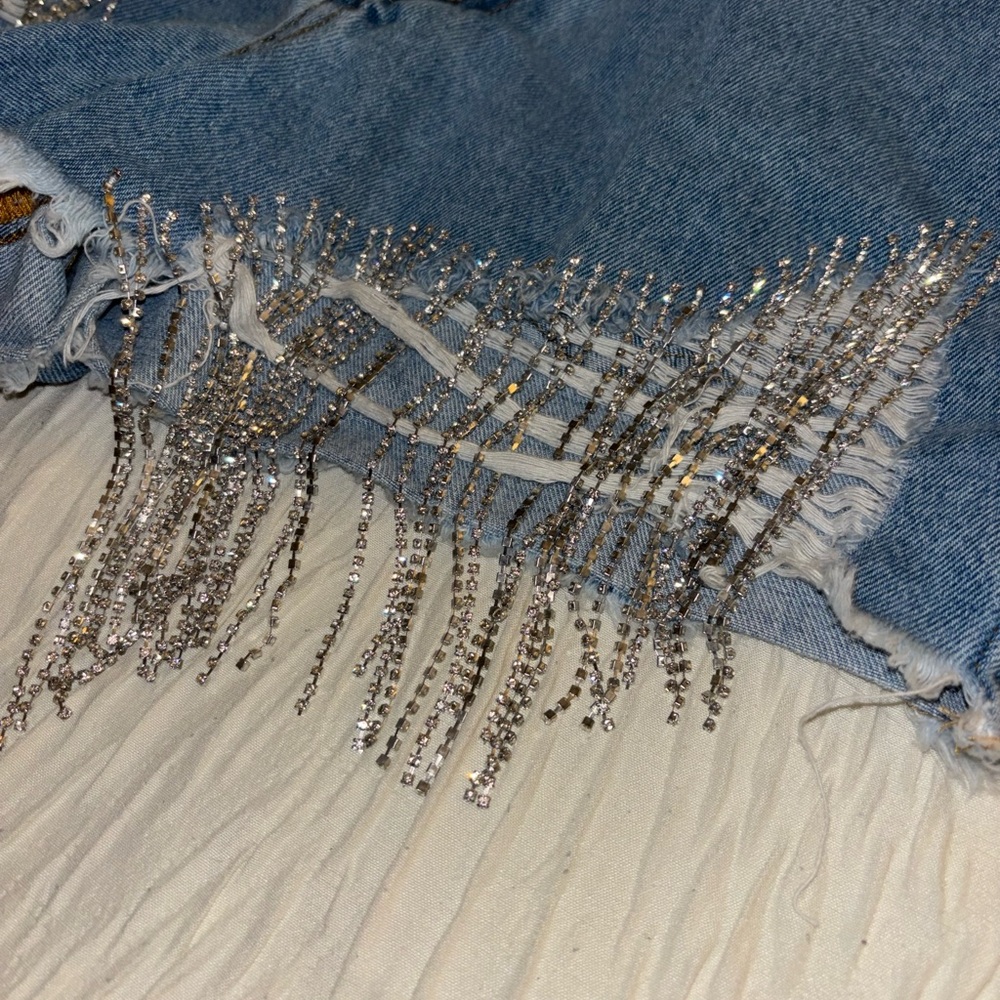 Forever 21 Women’s Glitter Tassel Jean Shorts - Picture 4 of 4